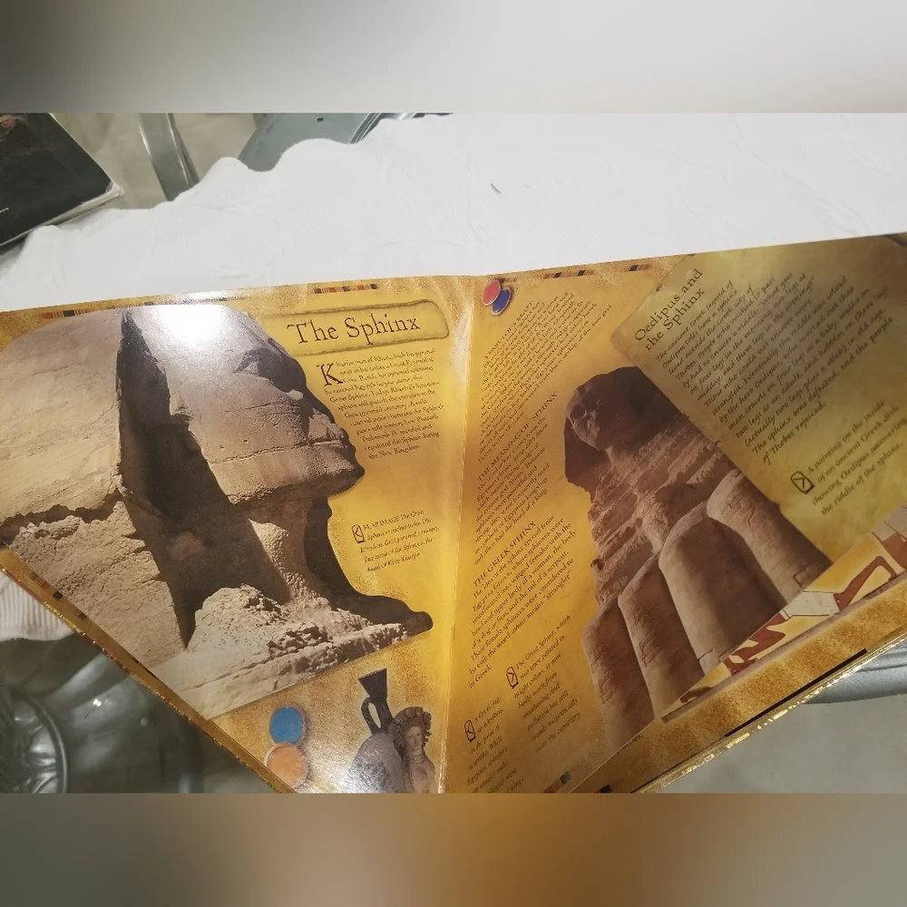 Pyramids And Mummies Book - Picture 3 of 7